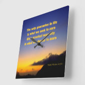 Botschaft der Uhr der Inspirationsmauer (Winkel)