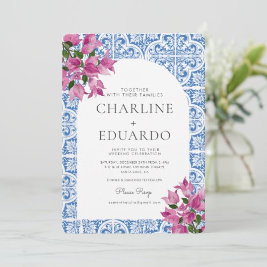Bougainvillea Bluetile Mediterranean Wedding QR Einladung (Stehend Vorderseite)