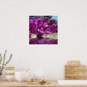 Bougainvillea Blume über Wasser Poster (Küche)