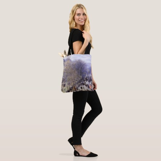 Boulevard des Capucines von Claude Monet Tasche (Am Model)