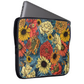 Bouquet aus Blume- Rose, Pfingsten, Molkereien Laptopschutzhülle (Vorne Rechts)