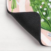 Bouquet der Lilie des Tals Blume auf rosa Mousepad (Ecke)