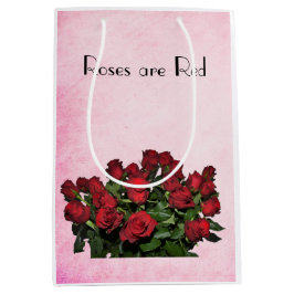 Bouquet der rote Rosen Mittlere Geschenktüte