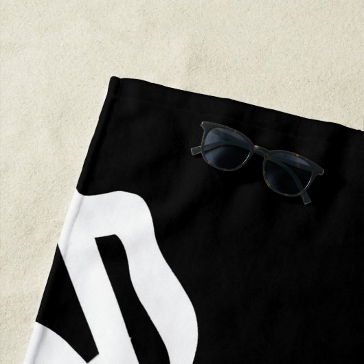 Bouquet Noir: Abstrakt Schwarz & Weiß Strandtuch (Beispiel)