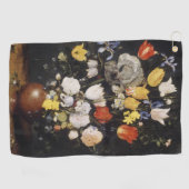 Bouquet von Blume in einer Erdenware-Vase Golfhandtuch (Horizontal)