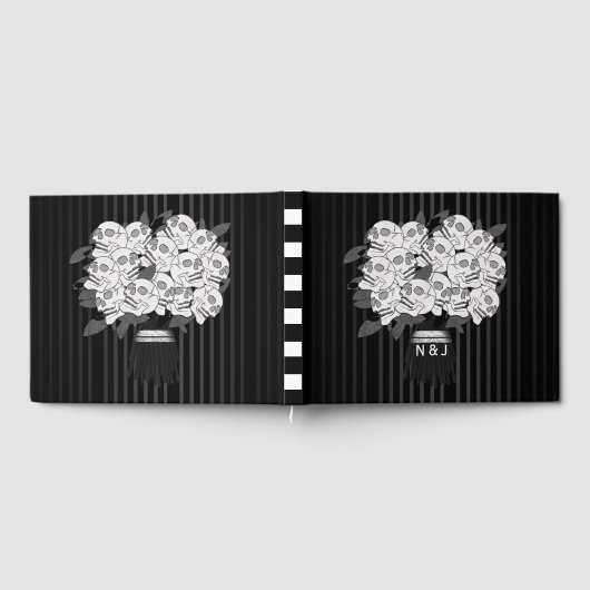 Bouquet von Skull-Rose Black & White Wedding Gästebuch (Voll)