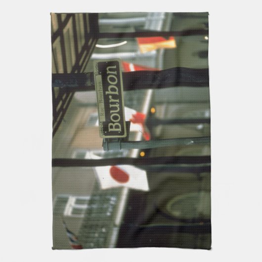 Bourbon-Straßenschild in New Orleans Küchentuch (Vertikal)