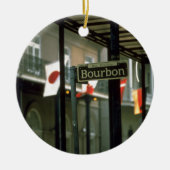 Bourbon Street Unterschreiben in New Orleans Keramik Ornament (Vorne)