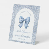 Bow Bridal Shower Welcome Blue White Pattern Arch Sockelschild (Vorderseite)