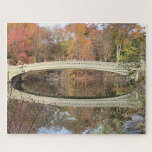Bow Bridge Landschaftlich Reflektion Herbst Zentra Puzzle<br><div class="desc">Die Bow Bridge im Central Park mag heute noch weit entfernt erscheinen, aber nach ihrer Fertigstellung werden Sie es auch selbst genießen können. Eine schöne Aussicht auf die Bow Bridge im Central Park. Alle Design-Fragen, senden Sie einfach eine E-Mail an charmdesignstudio@rcn.com und wir freuen uns, Ihnen zu helfen. Die Größe...</div>