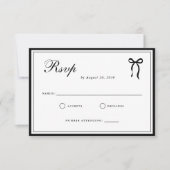 Bow Classic Old Money Black & White Wedding RSVP Karte (Vorderseite)