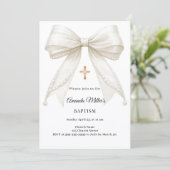 Bow Ivory Pearls Girl Elegant Baptism Einladung (Stehend Vorderseite)