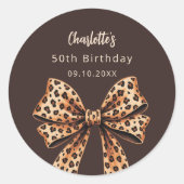 Bow Leopard Print Bistro braun Geburtstag Runder Aufkleber (Vorderseite)