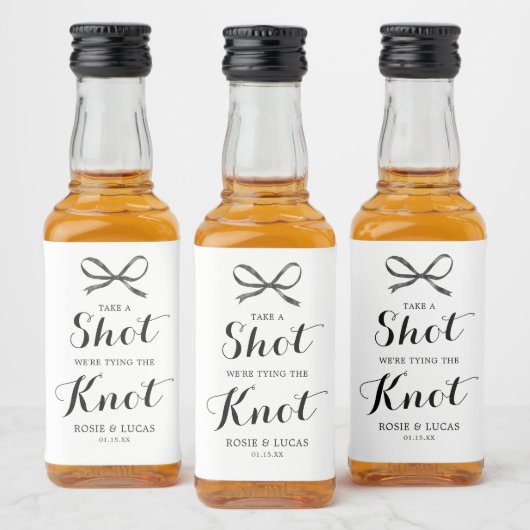 Bow nimmt eine Shooting Wedding Party Alkoholflaschenetikett (Flaschen)