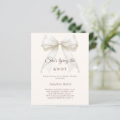 Bow pearls ivory knot Bridal Shower invitation (Stehend Vorderseite)