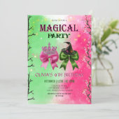 Bow pink & green Magical Witch Birthday Einladung (Stehend Vorderseite)