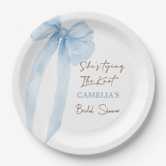 Bow, sie bindet das knochenblaue Brautparty Pappteller (Vorderseite)