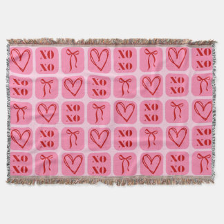 Bow & XOXO, Retrovibe, rosa und rote Throw-Blanket Decke