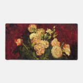 Bowl mit Peongs und Rose von Vincent van Gogh Schreibtischunterlage (Vorderseite)