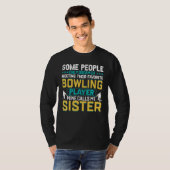 Bowling Ball und Bowling Button T-Shirt (Vorne ganz)