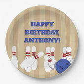 Bowling Ball und Buttone Bowling Birthday Party Pappteller (Vorderseite)