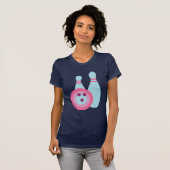 Bowling Ball und Buttone T-Shirt (Vorne ganz)