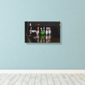 Bowling Button Canvas Print Leinwanddruck (Insitu (Holzboden))