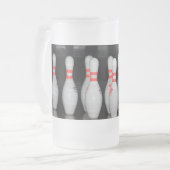 Bowling Button Mattierte Tasse (Vorderseite Links)