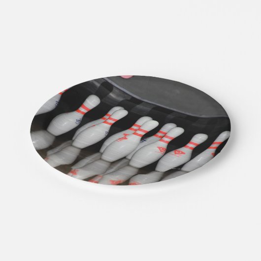 Bowling Button Pappteller (Schrägansicht)