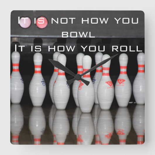 Bowling Clock Quadratische Wanduhr (Vorderseite)