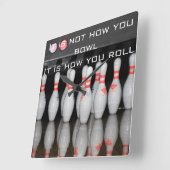 Bowling Clock Quadratische Wanduhr (Winkel)