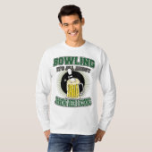 Bowling ist es ganz über trinkendes Bier u. das T-Shirt (Vorne ganz)