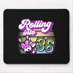 Bowling Party rollt in 36 Bowling Geburtstag Mousepad