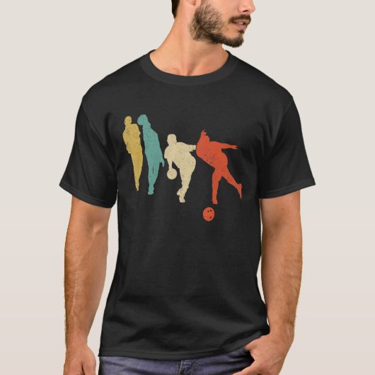 Bowling Player Retro Ball Swing Thread Bowler Team T-Shirt (Vorderseite)