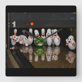 Bowling  quadratische wanduhr
