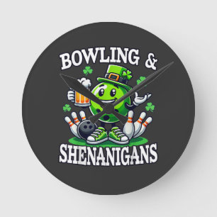 Bowling St. Patrick's Day Schabernack Runde Wanduhr