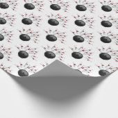 Bowlingball und Buttone auf weißem Grund Geschenkpapier (Ecke)