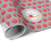 Bowlingkugel trifft Kegel mit Kugelmuster Geschenkpapier (Rolleneckpunkt)