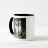 Bowlings-Ball Tasse (Vorderseite Links)