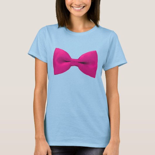 Bowtie Bikini in Rosa T-Shirt (Vorderseite)