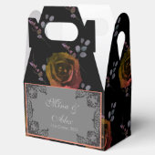 Box "Goth Dark Floral Personalisiert Gastgeschenk  Geschenkschachtel (Geöffnet)