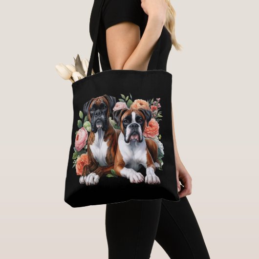 Boxer Dog Duo unter den Blume Tasche (Von Nahem)