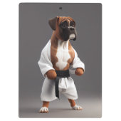 Boxer Dog Play Karate, Boxer Dog Karate Player Klemmbrett (Rückseite)