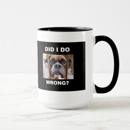 Boxer-Hund im Problem Tasse (Rechts)