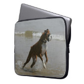 Boxer-Hund im Wasser Laptopschutzhülle (Vorderseite Links)