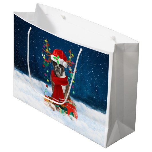 Boxer Hund mit Weihnachtsgeschenken Große Geschenktüte (Vorderseite Schrägansicht)