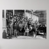 Boxer Jack Johnson and Trainers, Anfang des 20. Poster (Vorne)