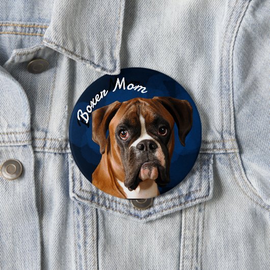 Boxer-Mama mit blauem Hintergrund Button (Beispiel)