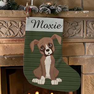 Boxer Welpe auf einem grünen Weihnachtsmuster Kleiner Weihnachtsstrumpf