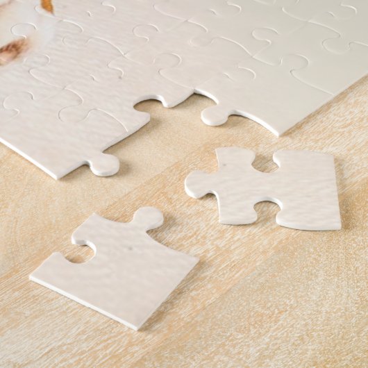 Boxer Welpe auf Elfenbeincreme Hintergrund. Puzzle (Seite)